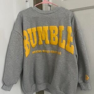 Bumble Gray Crew Neck‎ Sweatshirt Small Making Moves Since 14 Pullover
